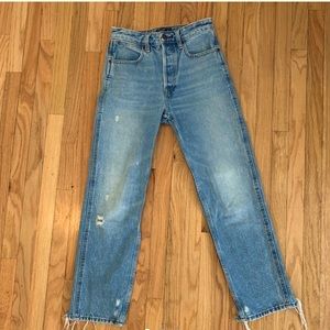 Straight leg high rise jeans!!